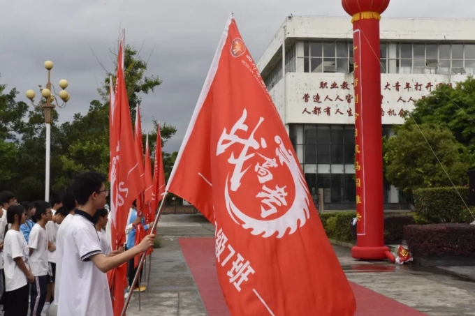 ��ս�߿��Է�â����������У��Ѥ��