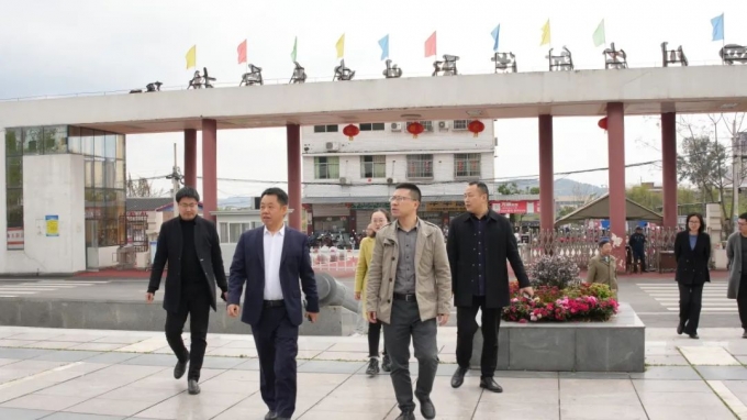 �����л������������������������У���ִ�