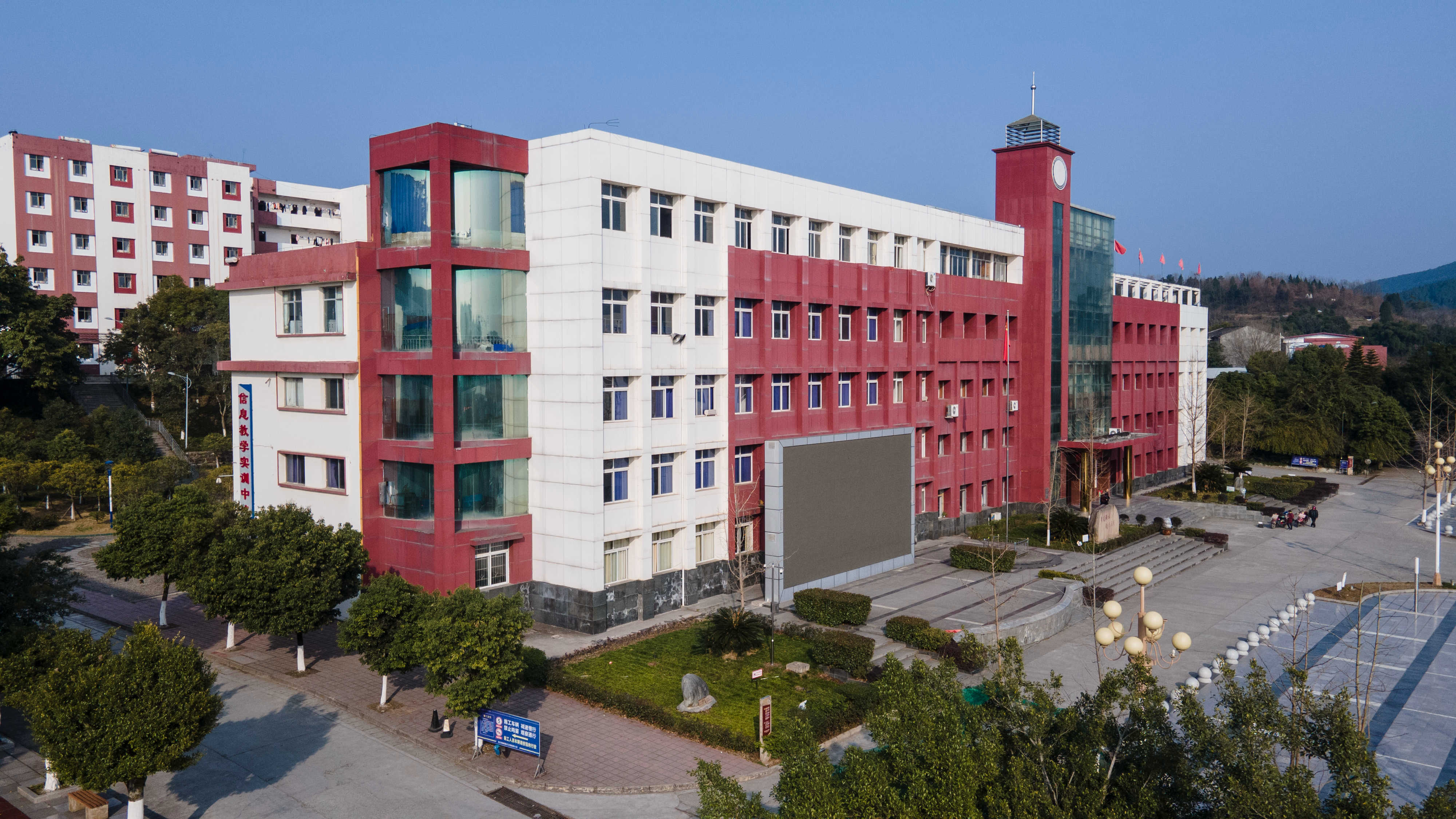 �й���BB��������ɭ(�ɷ�)���޹�˾-�ٷ���վ