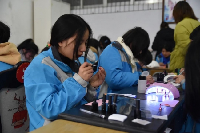 20220402102602044001_s