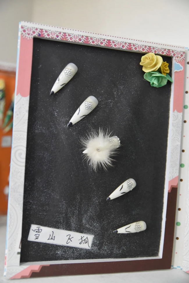 20220402102602752002_s